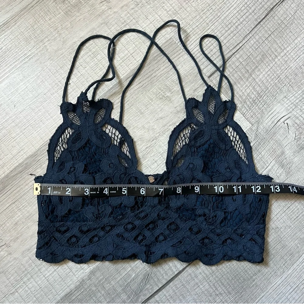 FREE PEOPLE - FP ONE ADELLA BRALETTE IN NAVY Size Small